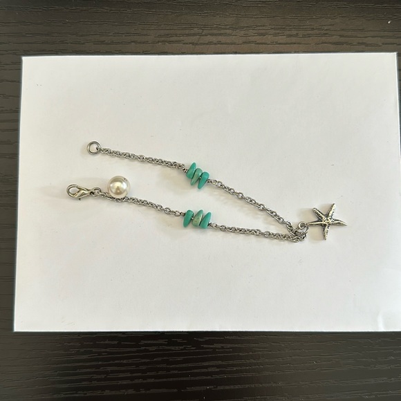 Silver color Starfish bracelet - Picture 1 of 2